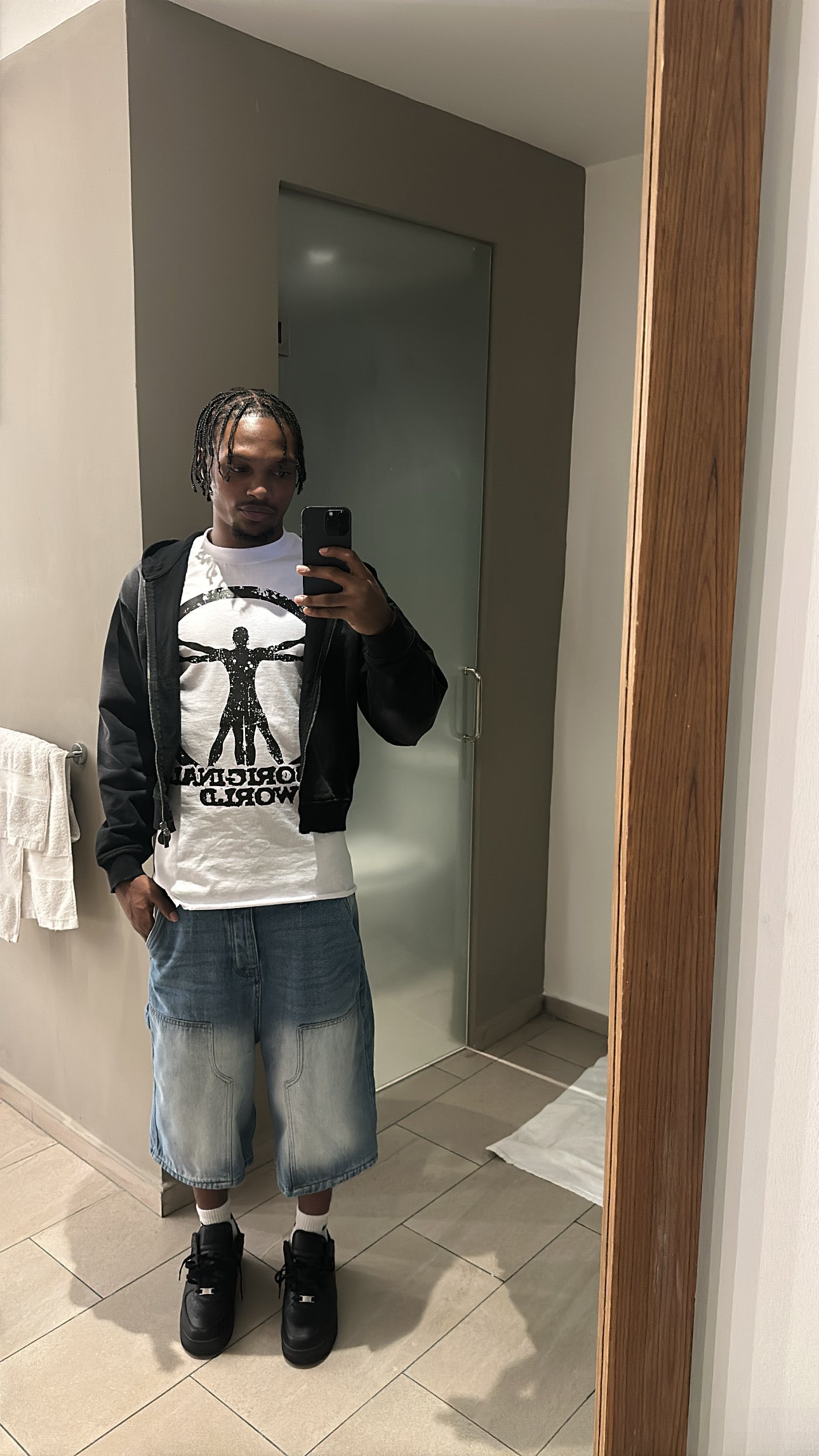 Logo Tee